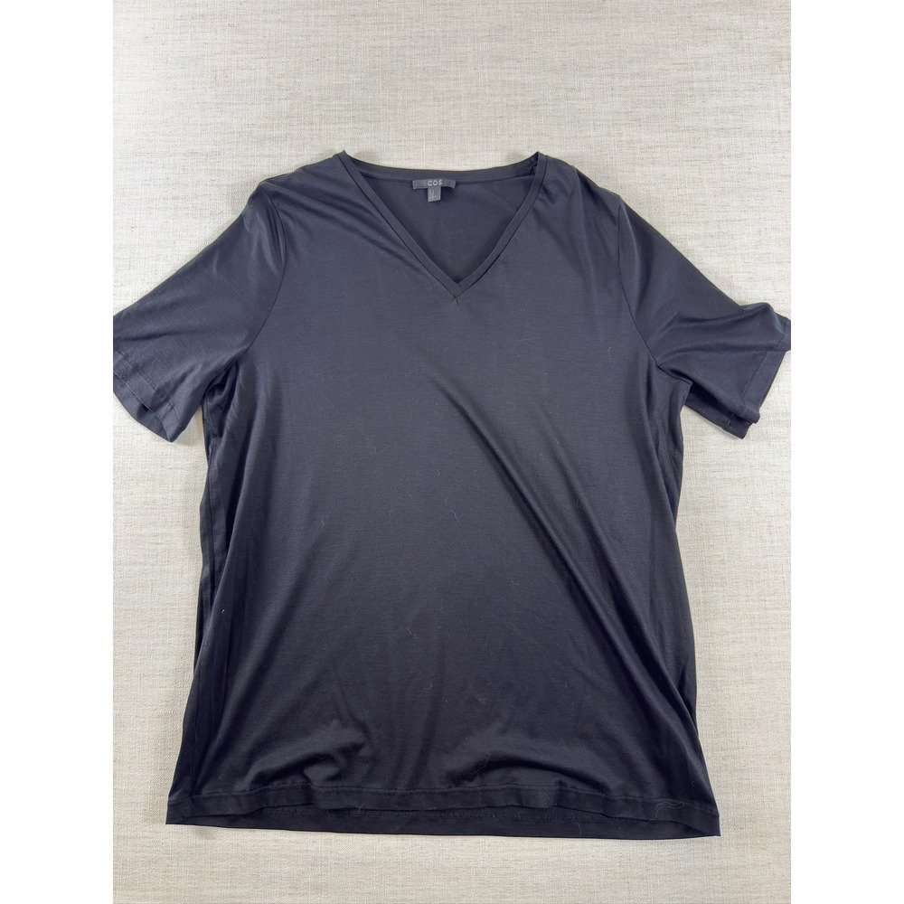 COS Mens V-Neck Short Sleeve T-Shirt Black Size Large Made in Portugal
